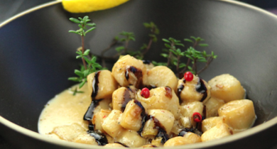 Pétoncles au beurre et vinaigre balsamique