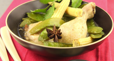 Poulet en nage de légumes et crème de soja