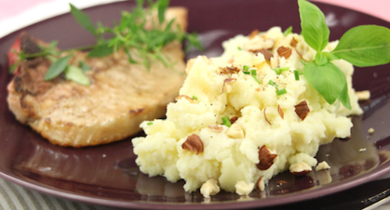 Purée de Rattes du Touquet aux noisettes et sa côte de veau