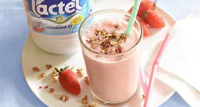 Soupe de fraises sirop d'érable et muesli