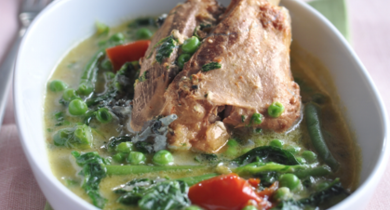 Souris d'agneau braisées aux légumes de saison et roquefort