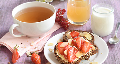 Tartines fraises amandes