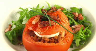 Tomates farcies au chèvre et lardons