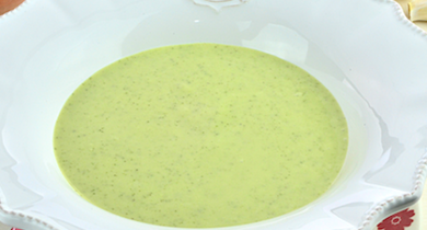 Velouté de courgettes au thym et à l'ail