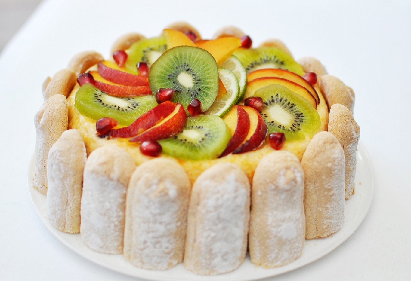 Charlotte Aux Fruits Fromage Blanc Tupperware Charlotte Aux Fruits Exotiques - Envie De Bien Manger