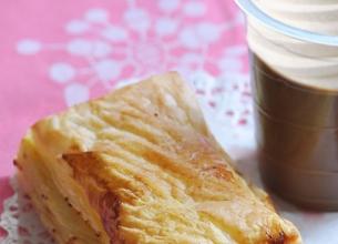 Mille-feuille aux pommes-amandes et son Viennois au chocolat