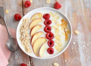 Smoothie Bowl Pêches-Framboises