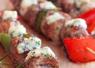 Brochettes de dinde aux poivrons et Roquefort Société