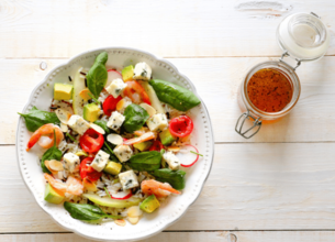 Salade de riz sauvage au melon, crevettes et Roquefort Société Bio