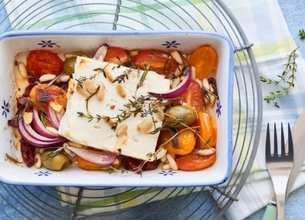 Fromage de brebis rôti aux légumes