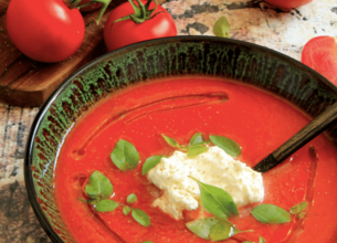 Petit gaspacho, nuage de mozzarella à la crème  Président