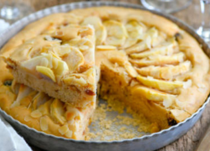 Gâteau pommes, raisins secs à la farine de pois-chiches