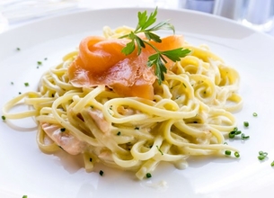 Pâtes au saumon fumé et crème fraîche Bridélice 