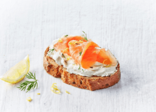 Tartine fraicheur Labné et saumon fumé