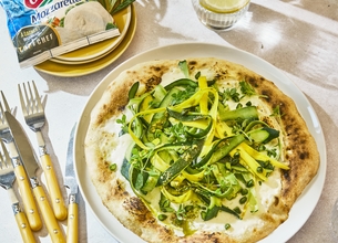 Pizza Mozzarella Galbani, Rubans de Courgettes & Citron