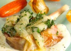 Carré d'agneau en croûte de Cantal