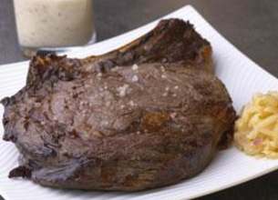 Côte de boeuf normande au gril, sauce au cidre crémée