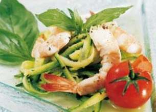 Courgettes aux crevettes et basilic