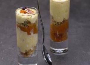 Crème de chèvre et sa compotée d'abricots