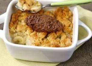 Crumble de banane au citron vert et quenelle de mousse choco lait