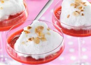Ile flottante sur coulis de fraises
