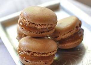 Macarons au caramel au beurre salé