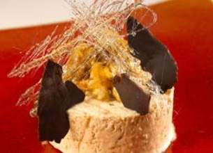 Nougat glacé et caramel laitier au bergerac doux