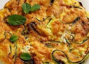 Omelette de courgettes à l’Emmental et à la menthe