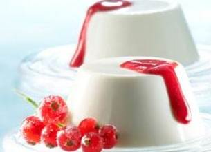 Panna Cotta et Coulis de fruits rouges