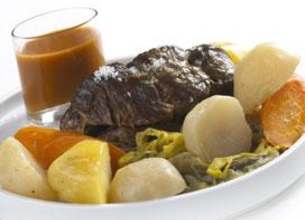 Pot-au-feu et sauce tomatée