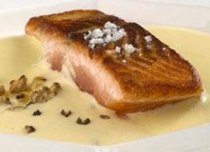 Saumon au jus de pommes
