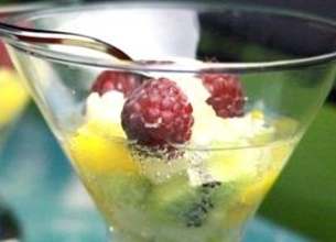 Soupe de fruits exotiques au champagne