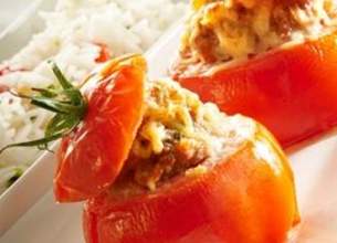 Tomates farcies et gratinées aux 3 fromages