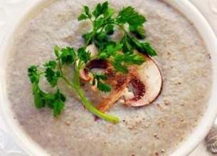 Velouté mousseux aux champignons 