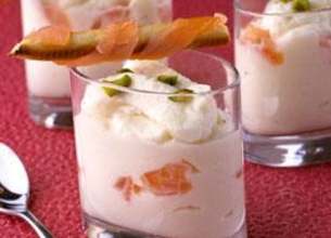 Verrine de chou-fleur, mouillette craquante au saumon fumé