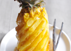 Ananas rôti au beurre vanillé