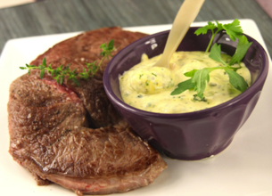 La béarnaise et son pavé de boeuf