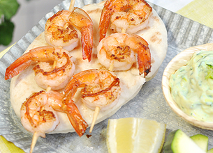 Brochettes de crevettes et crème de courgettes