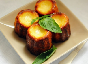Cannelés au chèvre et aux herbes de Provence