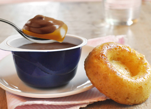 Mini savarins légers & Velours de crème Chocolat au lait et caramel La Laitière