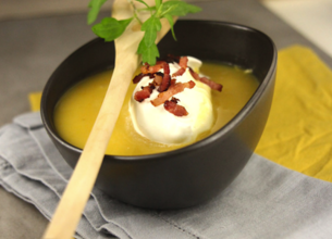 Crème de potiron façon grand-mère et sa crème fouettée au lard fumé