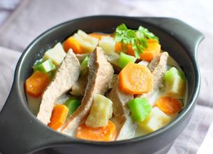 Emincé de veau aux petits légumes nouveaux