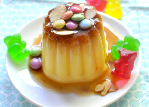 Flanby multicolore aux bonbons Flanby multicolore aux bonbons