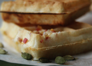 Gaufres salées au jambon de montagne et au Beaumont de Savoie