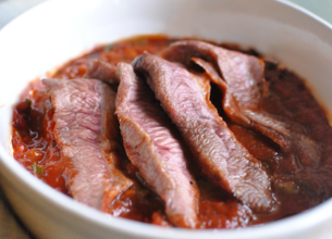 Gratin minute d'aiguillettes de canard à la piperade