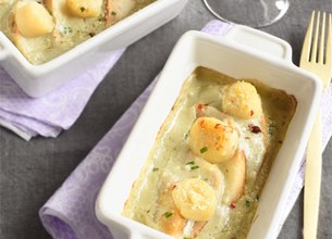 Gratin de Saint-Jacques au Société Crème et poires
