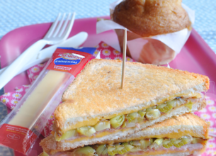 Menu Saveur : Croque jambon/poireaux, bâtonnet Emmental à Croquer, muffin