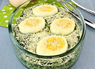 Épinards aux œufs en gratin