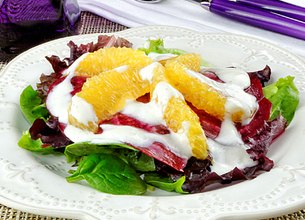 Salade de betteraves crues aux oranges et au yaourt