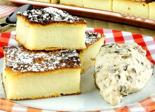 Far grand-mère et sa crème de pruneaux
